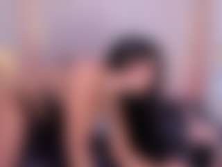 Live cam show with HannyK - Skinny on Dolls Live