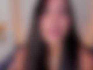 Show de cam en vivo con HannyK - Anal Toys en Camsoda