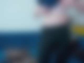 Summer's Live Sex Cam Show
