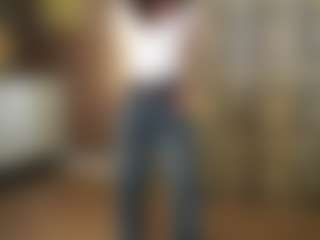 Live cam show with Summer - Athletic Ebony on AdultVida.com