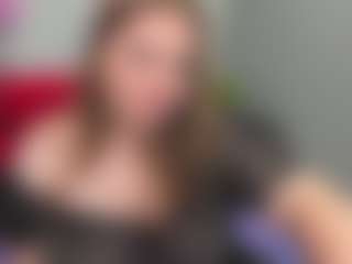 Live cam show with MonikaCharming - Cute on live18s.com
