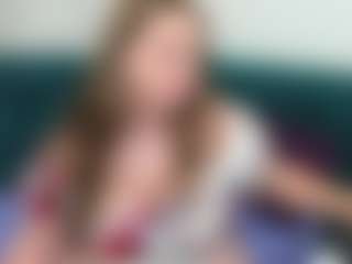 MonikaCharming's Live Sex Cam Show