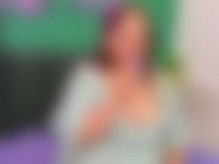 Live cam show with MonikaCharming - Erotic Dance on Hubzter Live