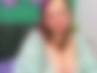 Live cam show with MonikaCharming - Fingering White on Fit Hotties
