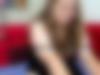 Live cam show with MonikaCharming - Oil on SinfulBabes