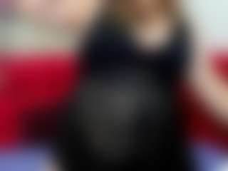 Live cam show with MonikaCharming - Average on AdultVida.com