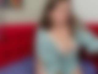 Live cam show with MonikaCharming - Flashing on Camsoda