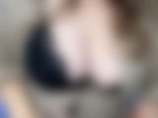MonikaCharming's Live Sex Cam Show