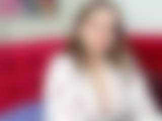 Live cam show with MonikaCharming - Spank on Soda Cam