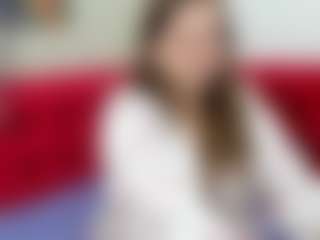 Live cam show with MonikaCharming - Flashing on madthumbs