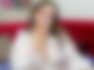 Live cam show with MonikaCharming - Oil on livesuperchat.net
