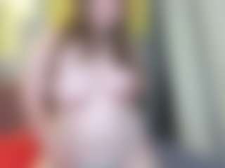 Live cam show with MonikaCharming - BBW on hrnylive.com