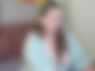 Live cam show with MonikaCharming - BBW on 1on1-livenow