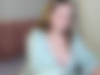Live cam show with MonikaCharming - Big Tits on milfzrlive.com