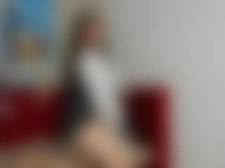 Live cam show with MonikaCharming - Spank Brown Hair on Hubzter Live