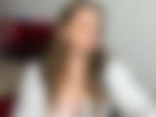 Live cam show with MonikaCharming - Twerk on CSO-WL