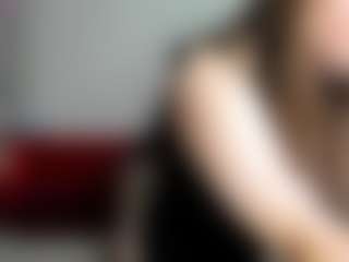 Live cam show with MonikaCharming - Control on Camsoda