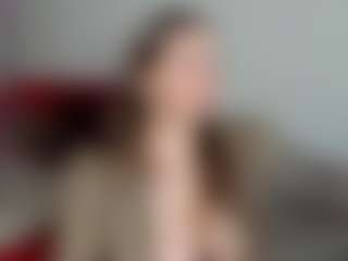 Show de cam en vivo con MonikaCharming - Thong en Camsoda