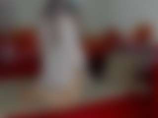 Live cam show with MonikaCharming - Solo on Camming Site
