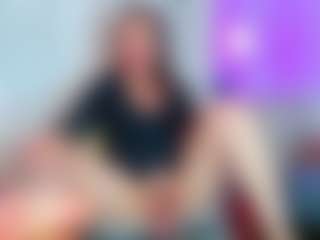 AdelNesbitt MILF webcam performer live streaming