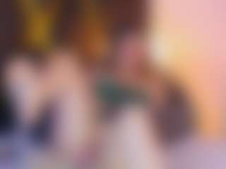Live cam show with AdelNesbitt - Twerk on CamwithHer