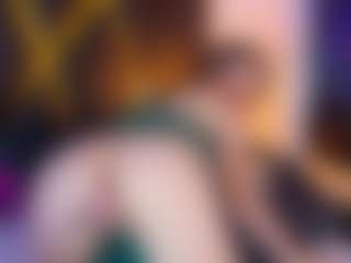Live cam show with AdelNesbitt - Facial Piercings on live18s.com