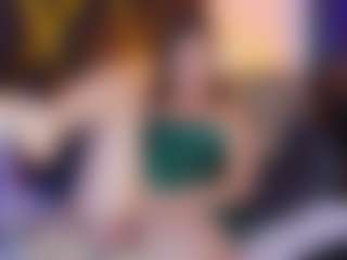 Live cam show with AdelNesbitt - Petite MILF on thefappeningchat.com