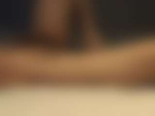 Live-Cam-Show mit i-oahnr - Average auf Camsoda