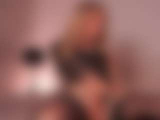 trannyfox69's Live Sex Cam Show