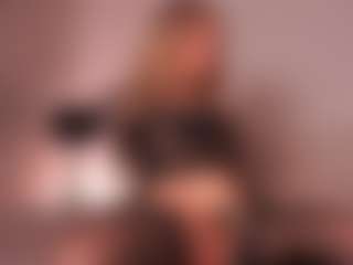 trannyfox69's Live Sex Cam Show