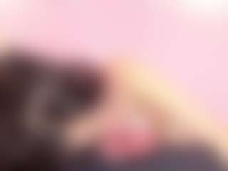 Live cam show with littleari - Normal on Camsoda
