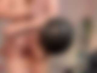 Live cam show with booozekirs - Twerk on CamwithHer
