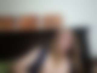 Live cam show with evaspearoshane - Cock Rating on Camsoda