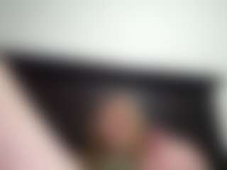 Live cam show with evaspearoshane - Blowjob on Camsoda