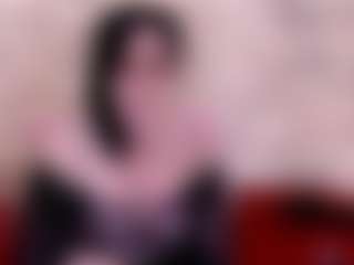 LuciousGrace MILF webcam performer live streaming