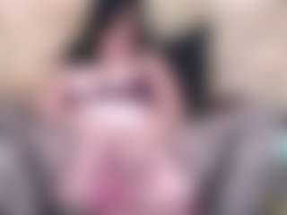 LuciousGrace MILF webcam performer live streaming