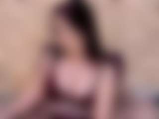 LuciousGrace MILF webcam performer live streaming
