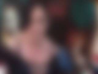 LuciousGrace MILF webcam performer live streaming
