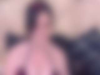 Live cam show with LuciousGrace - Thick on Mixed Magazine Live