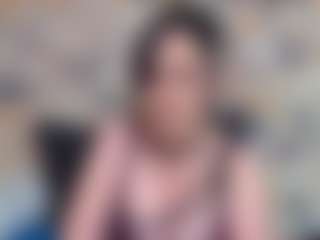 LuciousGrace MILF webcam performer live streaming