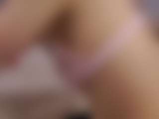 Live cam show with NeldaGault - Blonde Hair on CamwithHer