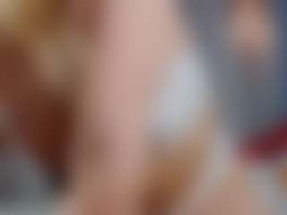 Live cam show with NeldaGault - Public on fapnchat