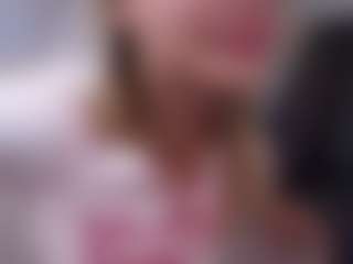 Live cam show with NeldaGault - Public on StripNow