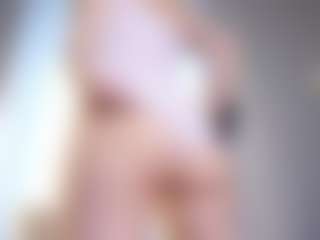 Live cam show with NeldaGault - Blonde Hair on Camsoda