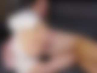 Live cam show with NeldaGault - Green Eyes on Camsoda Late Night