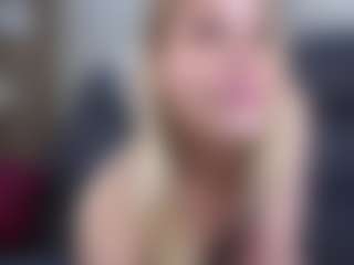 Live cam show with NeldaGault - Blonde Hair on TastyBlacksLive