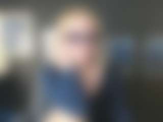 Live cam show with AnnaQueenMuse - Blonde Hair Middle Aged on liverealitysex.com