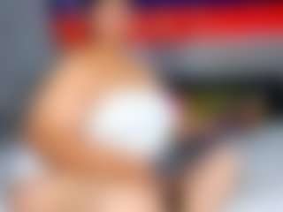 Live cam show with Charlotte-curvy - Tittyfuck on Soda Cam