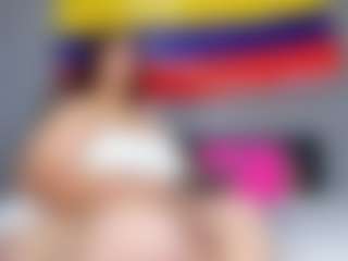 Live cam show with Charlotte-curvy - Red Hair on PervPlay.com