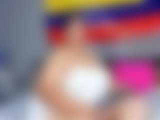 Live cam show with Charlotte-curvy - Red Hair on hrnylive.com
